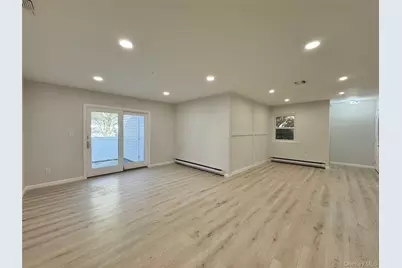 607 Cabot Court, Saint James, NY 11780 - Photo 12
