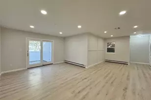 607 Cabot Ct, Saint James, NY 11780 - Photo 12