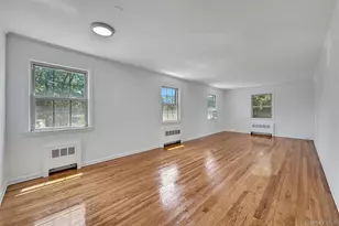 45 Robins Crescent, New Rochelle, NY 10801 - Photo 4