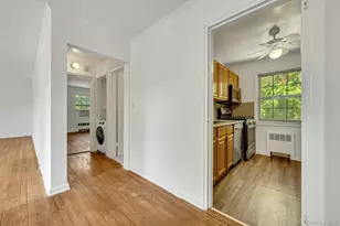 45 Robins Crescent, New Rochelle, NY 10801 - Photo 6