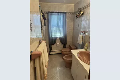 30 Malverne Avenue, Malverne, NY 11565 - Photo 12