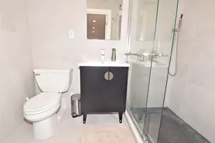 208-08 Robert Rd, Bayside, NY 11360 - Photo 24