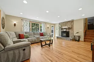 60 Woodvale Ave, Kings Park, NY 11754 - Photo 8
