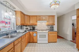 1407 Middle Rd, Calverton, NY 11933 - Photo 12
