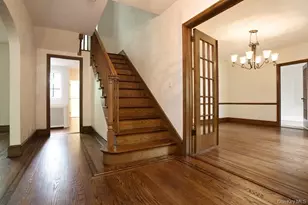 11 Eton Rd, Scarsdale, NY 10583 - Photo 2