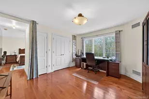 23 Greenwich Ave, Woodbury, NY 10917 - Photo 28