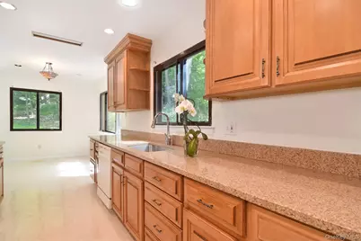 400 Birch Lane #400, Irvington, NY 10533 - Photo 12