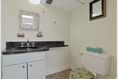 10 E Linwood Street, Valhalla, NY 10595 - Photo 32