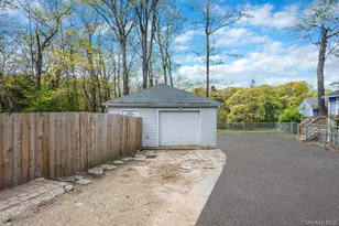 6 Satinwood Rd, Rocky Point, NY 11778 - Photo 38