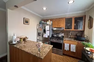 14 Edwards St, Roslyn, NY 11577 - Photo 10