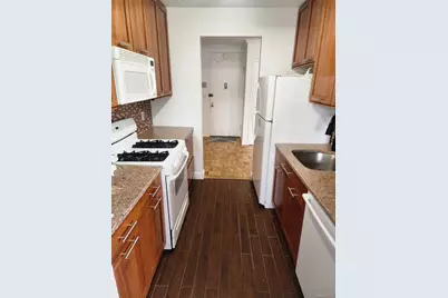 370 Central Avenue #5J, Scarsdale, NY 10583 - Photo 2