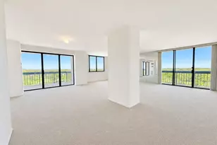 270-10 Grand Central Pkwy, Floral Park, NY 11005 - Photo 2