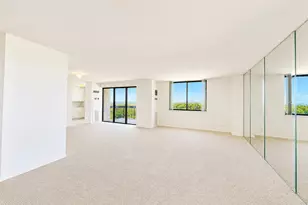 270-10 Grand Central Pkwy, Floral Park, NY 11005 - Photo 4