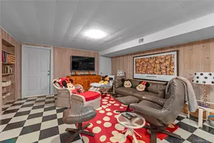11 N Rd, Oyster Bay, NY 11771 - Photo 20