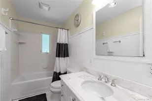11 N Rd, Oyster Bay, NY 11771 - Photo 18
