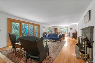 11 N Rd, Oyster Bay, NY 11771 - Photo 4