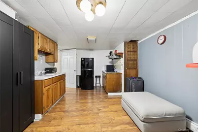 227 Chelsea Avenue, West Babylon, NY 11704 - Photo 12