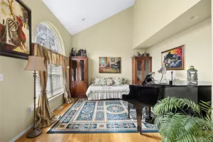 54 Winterberry Dr, Middle Island, NY 11953 - Photo 4