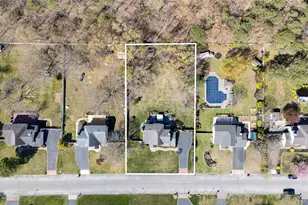54 Winterberry Dr, Middle Island, NY 11953 - Photo 22