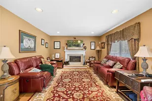 54 Winterberry Dr, Middle Island, NY 11953 - Photo 6