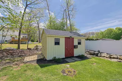 17 Red Oak Terrace, Newburgh, NY 12550 - Photo 32