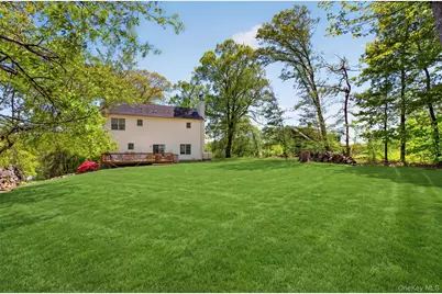 172 Westchester Avenue, Buchanan, NY 10511 - Photo 32
