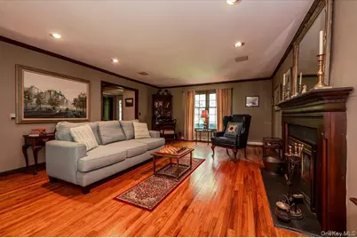 2 Richard Lane, Huntington, NY 11743 - Photo 6