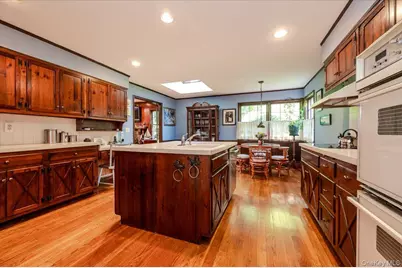 2 Richard Lane, Huntington, NY 11743 - Photo 10