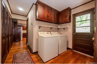 2 Richard Lane, Huntington, NY 11743 - Photo 18