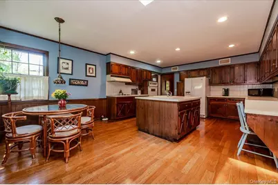 2 Richard Lane, Huntington, NY 11743 - Photo 12