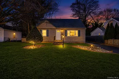 116 E 13th Street, Huntington Station, NY 11746 - Photo 6