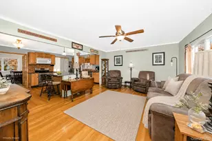 116 E 13th St, Huntington Station, NY 11746 - Photo 6