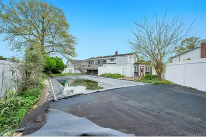 2566 Nelson Drive, Seaford, NY 11783 - Photo 6