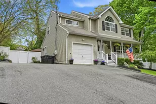 5 Shelter Dr, Sound Beach, NY 11789 - Photo 2