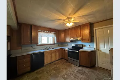 172 Main Street, Gardiner, NY 12525 - Photo 16