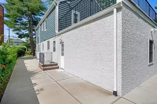 165 Linmouth Rd, Malverne, NY 11565 - Photo 24