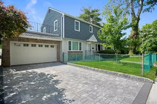 165 Linmouth Rd, Malverne, NY 11565 - Photo 2
