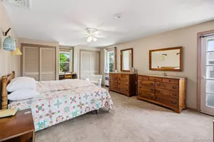 165 Linmouth Rd, Malverne, NY 11565 - Photo 12