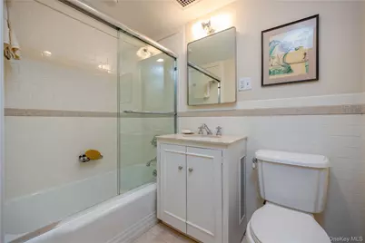 1 Stoneleigh #5J, Bronxville, NY 10708 - Photo 26