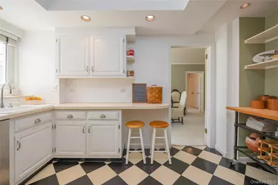 1 Stoneleigh #5J, Bronxville, NY 10708 - Photo 20