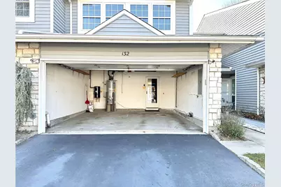 132 Fairfield Drive, Holbrook, NY 11741 - Photo 2