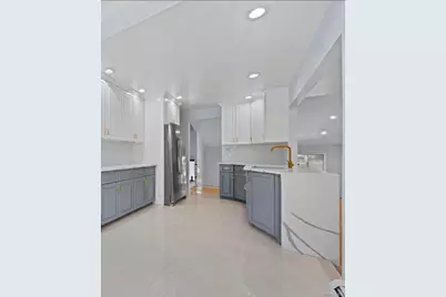 [Address not provided], Valley Stream, NY 11581 - Photo 10