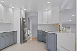 [Address not provided], Valley Stream, NY 11581 - Photo 10