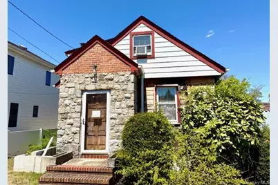 2571 Beltagh Avenue, North Bellmore, NY 11710 - Photo 2