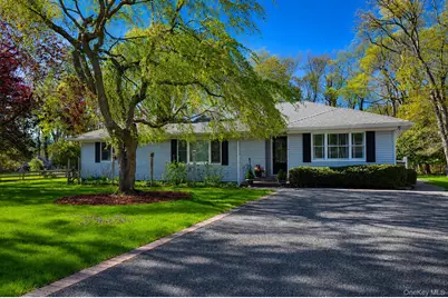 5 Stillwood Road, Brookhaven, NY 11719 - Photo 2