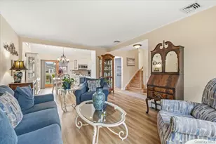29 Acme Ave, Bethpage, NY 11714 - Photo 6