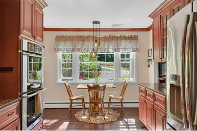 25 Susan Lane, Poughkeepsie, NY 12603 - Photo 10