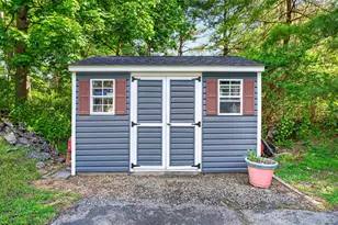 25 Susan Ln, Poughkeepsie, NY 12603 - Photo 32