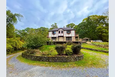 5 Camelot, Marlboro, NY 12542 - Photo 1