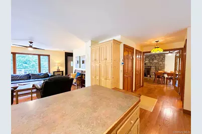 5 Camelot, Marlboro, NY 12542 - Photo 4